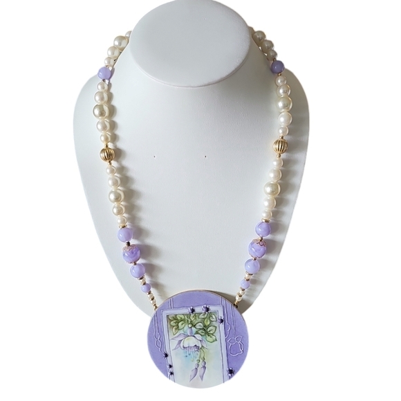 Vintage MOP Signed Arlene Webb Purple Flower Medallion Ceramic Necklace - Picture 1 of 4